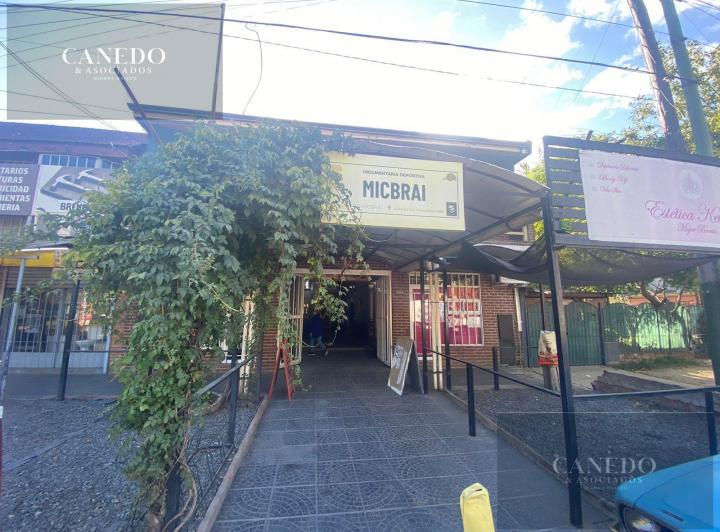 Local comercial · 332m² · 8 Ambientes