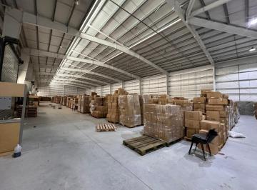 Depósito , Moreno · Galpon 2400 m² en Alquiler Moreno