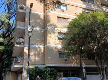 Departamento de 4 ambientes, Belgrano · Gran Departamento 4 Ambientes en Belgrano con Cochera Fija