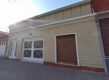 Casa · 126m² · 4 Ambientes · 1 Cochera · Nuevo Valor! Rebajadaaa Casa en Matheu 112 a m de Av Alsina