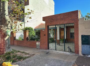 Terreno · 126m² · 4 Ambientes · 1 Cochera · Casa 4 Ambientes Próximo Av Maipú. Olivos