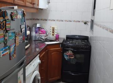 Departamento de 3 ambientes, Avellaneda · Departamento de 3 Ambientes. Av Mitre y Gral. Acha