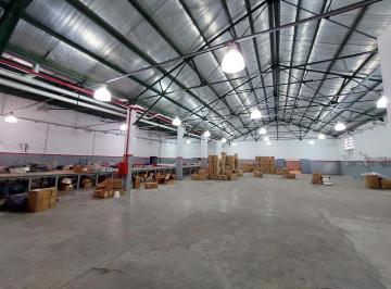 Depósito · 2300m² · Depósito Galpón en Venta de 2080 m² - Pompeya
