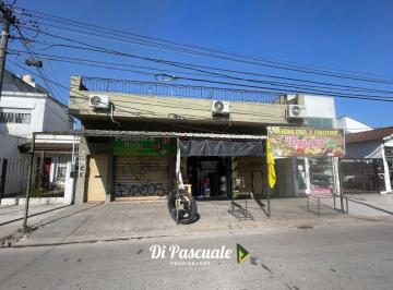 Local comercial · 311m² · 10 Ambientes · Venta Locales con Departamentos Ideal Inversores - Paso del Rey Centro