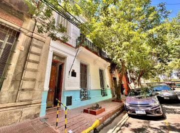Casa · 450m² · 6 Ambientes · Edificio a Reciclar Inmejorable Ubicacion