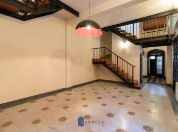 Casa · 279m² · 4 Ambientes · Casa - Venta - Colegiales - 4 Amb - Escritorio - Patio - Terraza - Cochera - de Estilo