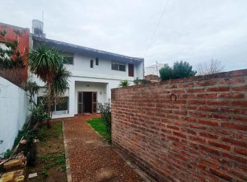 PH · 120m² · 5 Ambientes · 2 Cocheras · PH Al Fondo - Posible Divición 2 Unidades - Villa Maipú
