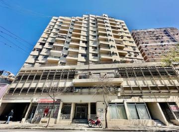 Departamento · 73m² · 4 Ambientes · Departamento en Oportunidad con Cochera Rosario