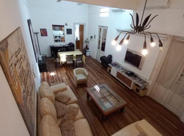 Casa de 5 ambientes, Quilmes · Casa 4 Ambientes en Venta Quilmes