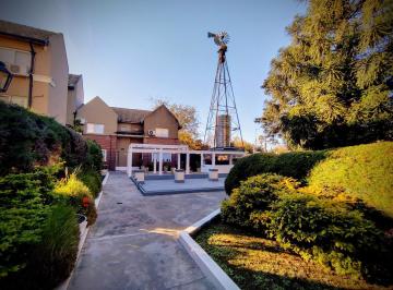 PH · 130m² · 4 Ambientes · 1 Cochera · Triplex Venta en Ituzaingó Norte 4 Ambientes