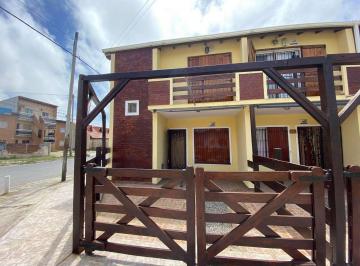 Departamento · 58m² · 3 Ambientes · 1 Cochera · Dúplex en Venta - Mar del Tuyú (Calle 67 Nro. 89)