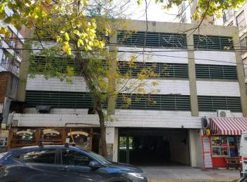 Garage · 15m² · 1 Cochera · Cochera - Barrio Norte - Billinghurts 2000