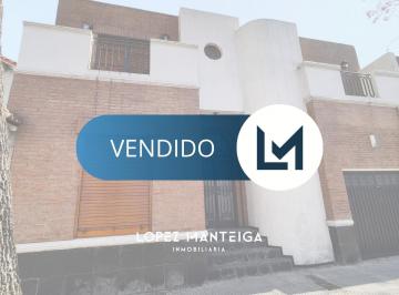 Casa de 4 ambientes, Villa Pueyrredón · Casa 4 Ambientes Venta en Villa Pueyrredon