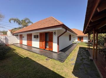 Casa · 400m² · 5 Ambientes · 4 Cocheras · Casa en Venta Excelente Ubicacion Barrio Urca