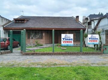 Casa de 6 ambientes, Ituzaingó · Importante Propiedad en Lote de 560 m² en Ituzaingo a 1 Cuadra del Gorky Grana