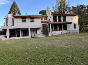 Casa · 280m² · 5 Ambientes · 2 Cocheras · Casa en Bosque Peralta Ramos