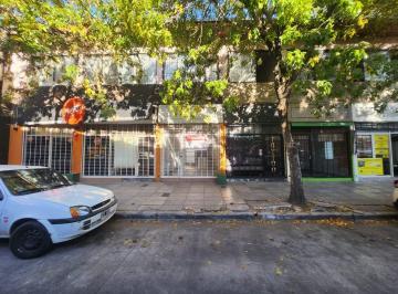 Local comercial , San Fernando · San Fernando Centro. Apto Credito!venta:luminoso Local Al Frente