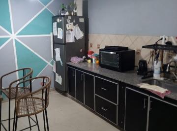 PH de 4 ambientes, Lanús · Vende Casa en PH 4 Ambientes Fondo y Quincho con Parrilla