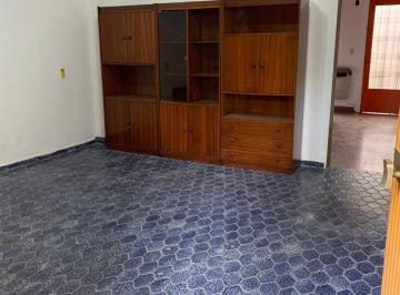 Casa de 3 ambientes, Mataderos · Excelente Casa de 3 Amplios Ambientes en Lote Propio