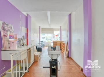 Local comercial · 61m² · 1 Ambiente · Local en Venta en Martinez, con Subsuelo y Patio. a m de Av Santa Fe y Alvear.