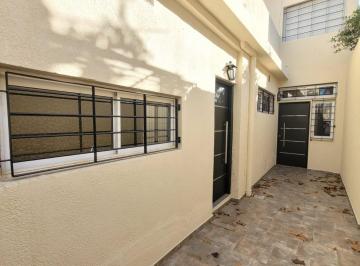 PH · 42m² · 2 Ambientes · Venta Departamento 1 Dormitorio en PH - Refinerias, Rosario