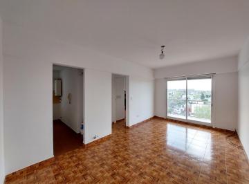 Departamento · 42m² · 2 Ambientes · Luminoso Departamento con Balcón en Ramos Mejía Norte