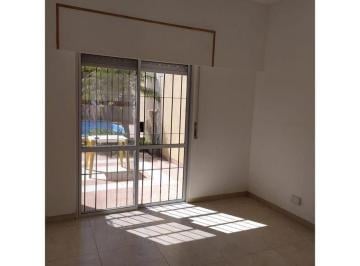 Casa · 100m² · 4 Ambientes · Casa 3 Dorm. con Pileta. Arroyo Seco