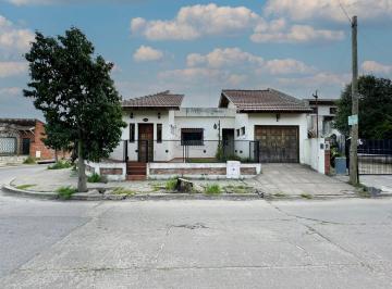 Casa · 119m² · 4 Ambientes · 1 Cochera · Casa 4 Ambientes - Merlo Norte