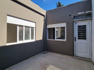 PH de 2 ambientes, Quilmes · Dos Ambientes por Pasillo en Pb.