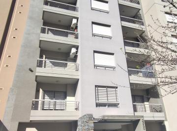 Departamento de 2 ambientes, Morón · Alquiler 2 Ambientes con Balcón