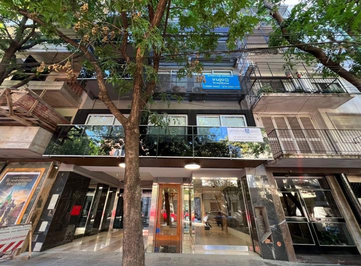 Desarrollo vertical · Bogota 877 Semipisos de 3 Ambientes Piscina y Sum Entrega Inmediata