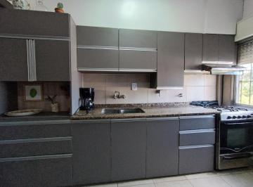 Departamento de 9 ambientes, Rosario · Venta - 2 Departamentos en Planta Alta y Galpón - Belgrano, Rosario.