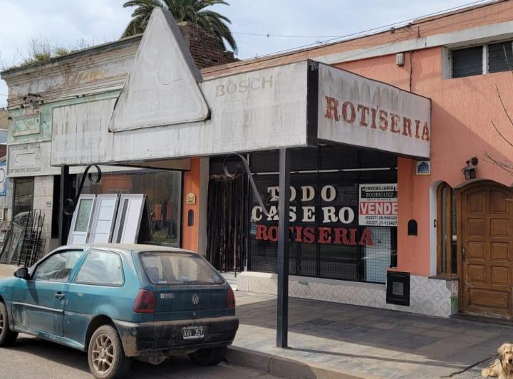 Local comercial · 320m² · 4 Ambientes · 2 Cocheras