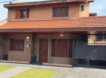 Casa de 4 ambientes, La Plata · Hermosa Casa en Venta