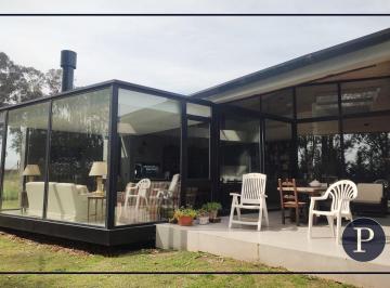 Casa · 170m² · 4 Ambientes · Moderno Chalet en Barrancas de San Benito