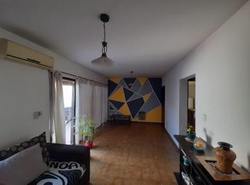 Casa de 4 ambientes, Guaymallén · Vendo Hermosa Casa en Dorrego en Dos Plantas