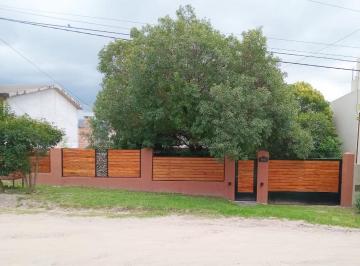 Casa de 3 ambientes, Villa Carlos Paz · Inmobiliaria Lencina & Asociados Vende Casa Bº Sol y Rio