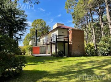 vertical · Casa - 5 Ambientes - 3 Cocheras - Pinamar - Venta