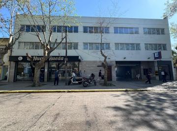 Oficina comercial · 430m² · Alquiler Piso Completo 430 m² Merlo Centro