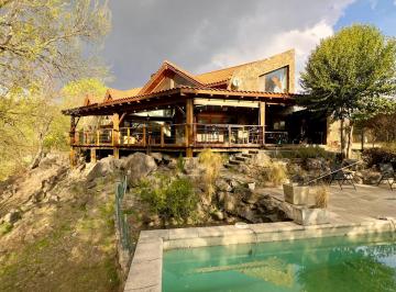 Casa · 450m² · 5 Ambientes · 2 Cocheras · Imponente Casa 4 Dorm. - Country Potrerillo de Larreta