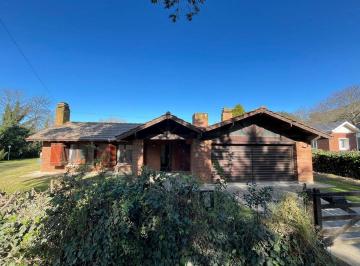 LOY-LOY-1241_2 · Chalet 4 Ambientes con Quincho y Piscina. Colina Alegre