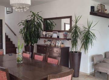 Casa · 250m² · 3 Dormitorios · 2 Cocheras · Casa Vta. B° Cerrado Sierra Nueva - Mendiolaza - Córdoba