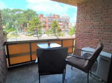Departamento · 50m² · 3 Ambientes · 1 Cochera · Apartamento - a m de Chiverta y Plaza Mexico. 2 Dorm.