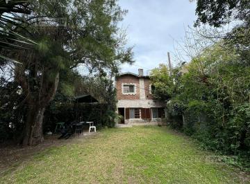 Casa · 109m² · 3 Ambientes · Casa en Venta, en Beccar - Vias/libert.