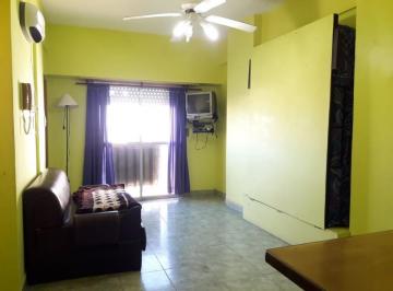 Departamento de 1 ambiente, Santa Teresita · Departamento Sobre Peatonal