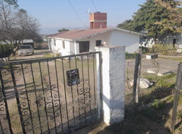 Casa de 9 ambientes, Tanti · En Venta Casa + Depto. - Tanti, Córdoba