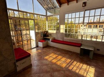 Casa de 4 ambientes, Villa Pueyrredón · Casa 4 Ambientes/ Cochera Cubierta/ Quincho con Parrilla/ Terraza