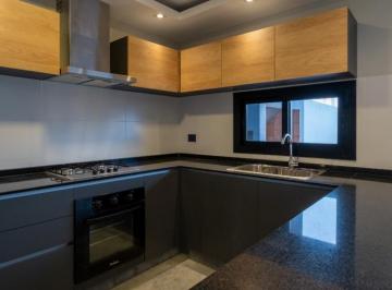Casa de 4 ambientes, Córdoba · Prados de Manantiales Venta Dúplex 3 Dorm 3 Baños Galería Asador