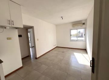 DVL-DVL-362_2 · Venta de Departamento Dos Ambientes con Cochera Cubierta, Ituzaingó Frente a La Estación.