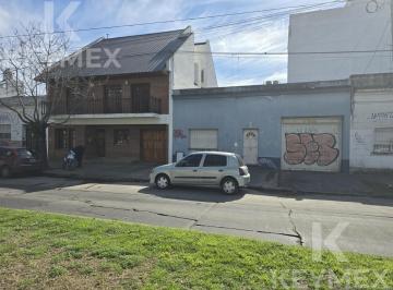 Terreno · 600m² · Terreno en Venta Av 66 E/ 16 y 17 - Ideal Inversor Zonificacion Uc/2b